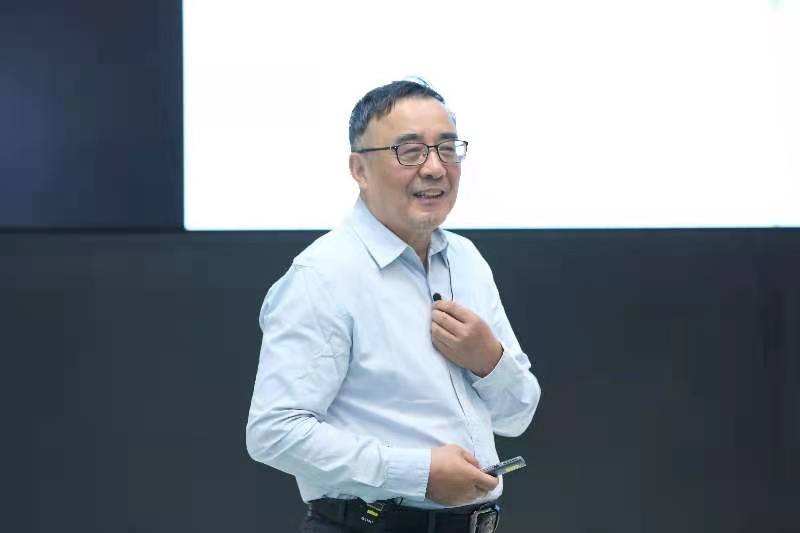 清华大学举办2021年第一期干部管理能力专题培训班