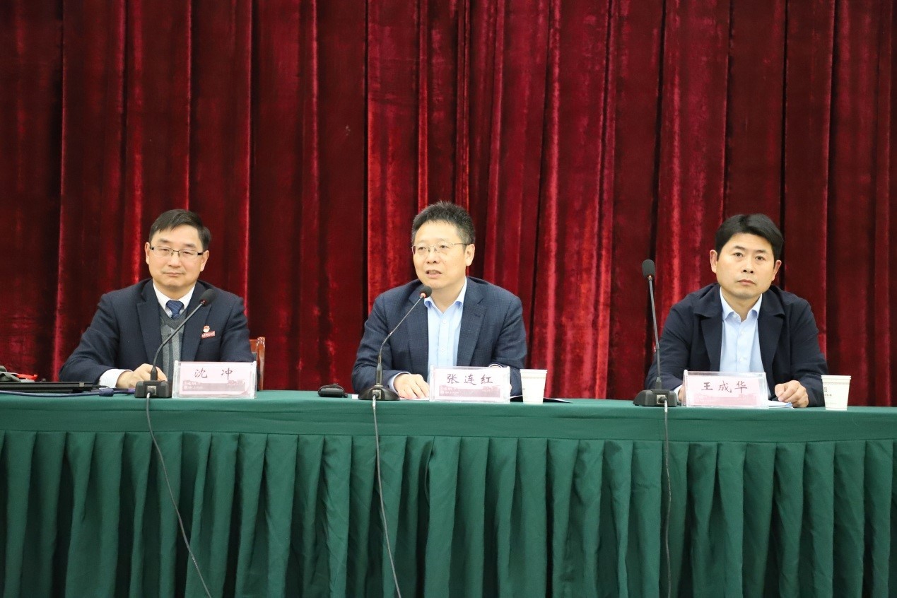 我校举办第34期“人文素养和领导力提升”专题培训班